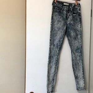 Bullhead Jeans/Jeggings